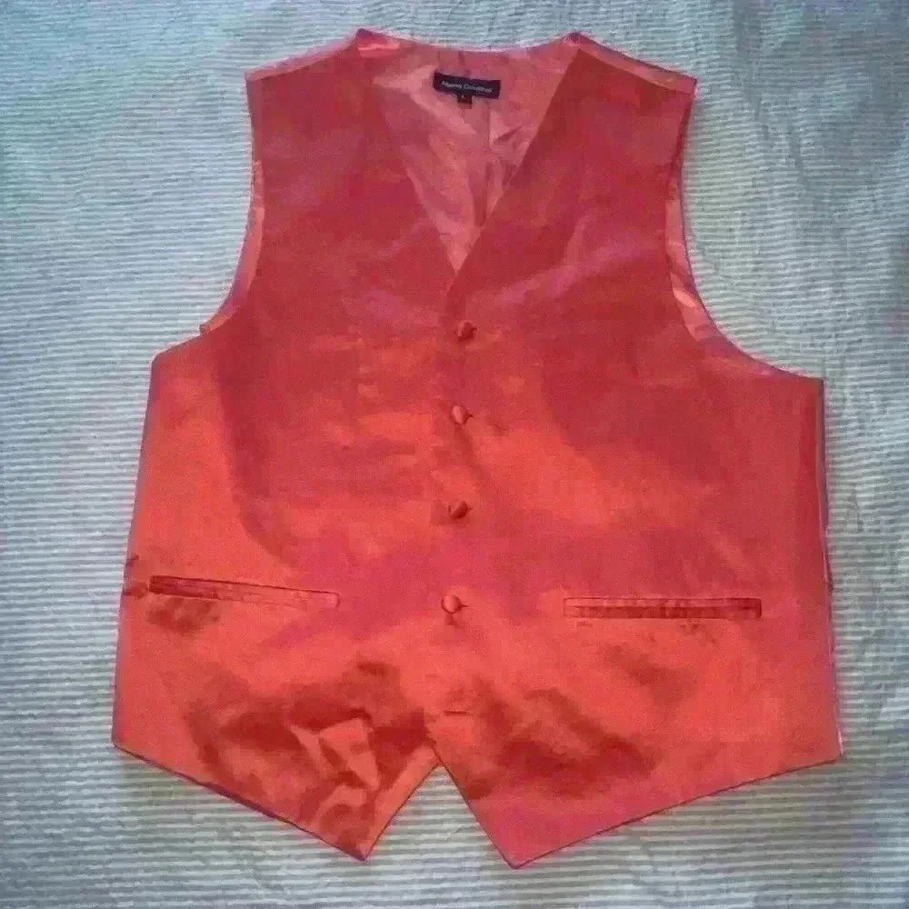Salmon pink Alberto cardinali vest size large